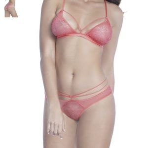 Lace soft bra & strappy panty